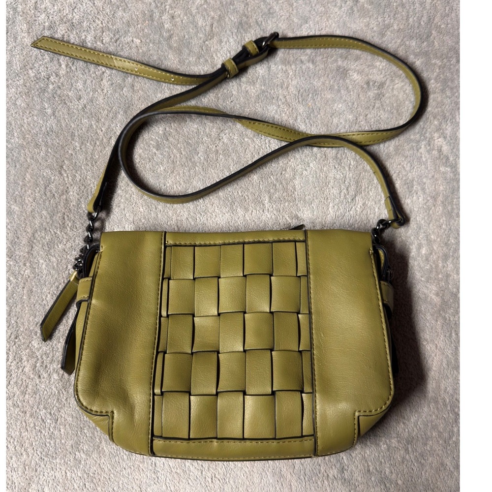 Simply Vera Wang Sintra Crossbody Bag Olive‎ Green Woven Faux Leather